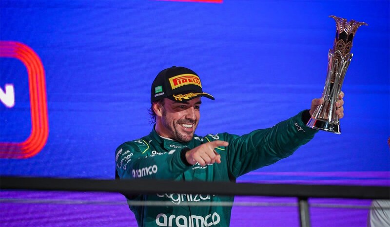 Szaúdi Nagydíj: Alonso visszakapta harmadik helyét